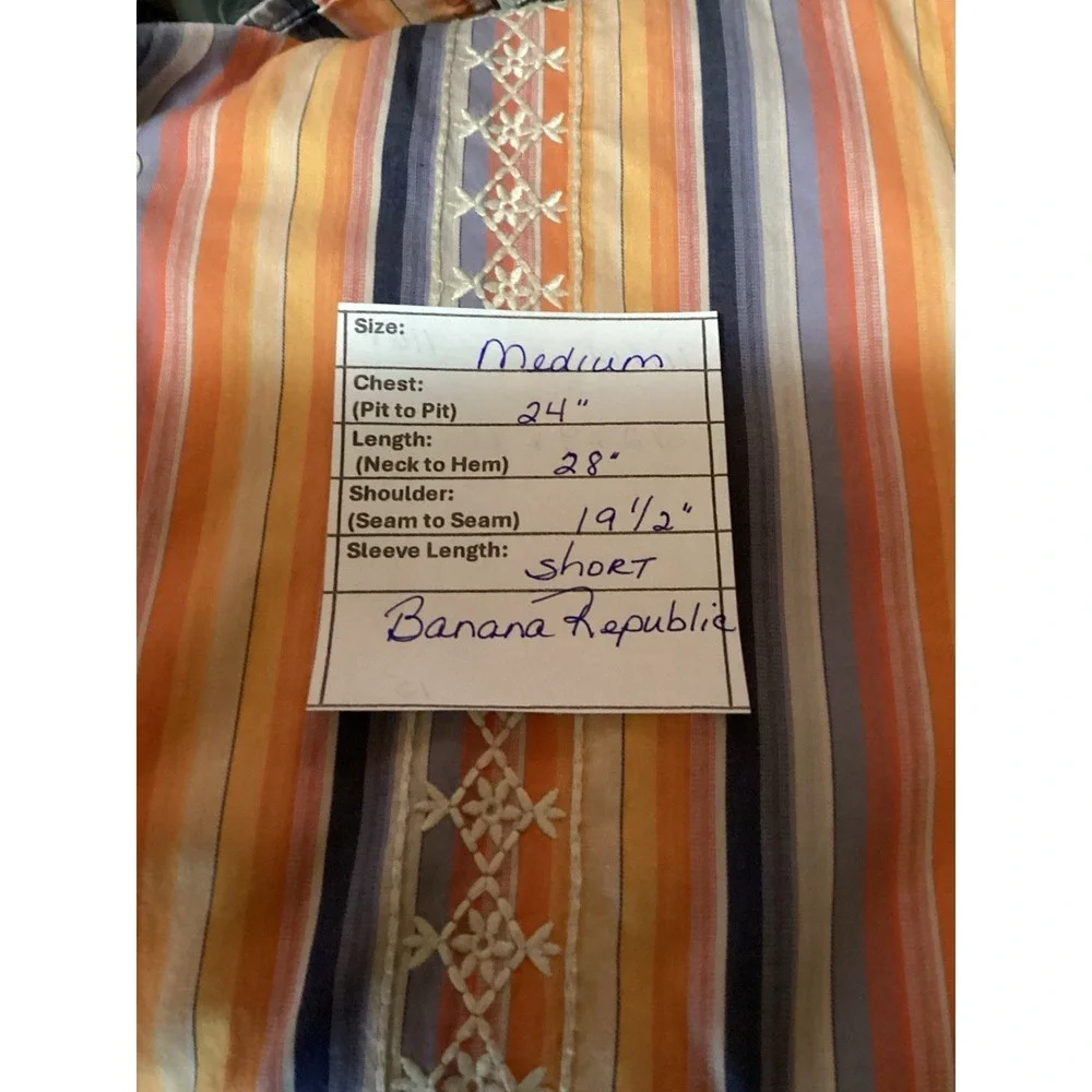 Banana Republic Guayabera Style Short Sleeve Shirt Mens Medium Stripe Embroidery